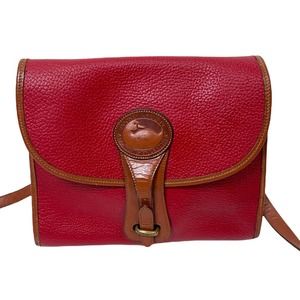 Vintage red Dooney & Bourke Essex crossbody